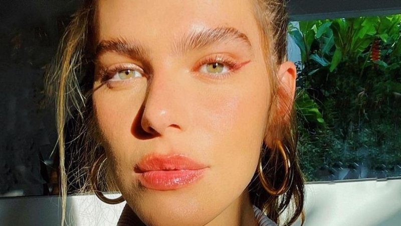 Mariana Goldfarb exibe sua beleza em clique nos bastidores - Foto/Instagram