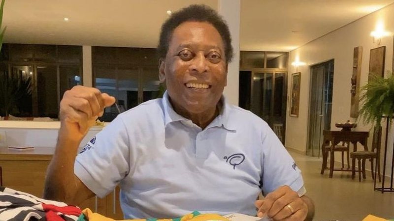 Pelé celebra saída da UTI - Reprodução/Instagram