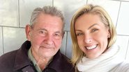 Em família, Ana Hickmann celebra o aniversário de seu avô - Reprodução/Instagram