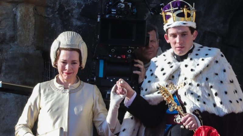 Olivia Colman e Josh O'Connor são premiados no Emmy 2021 - Foto/Divulgação