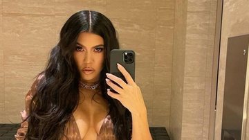 Kourtney Kardashian exibe boa forma em biquíni estiloso - Foto/Instagram