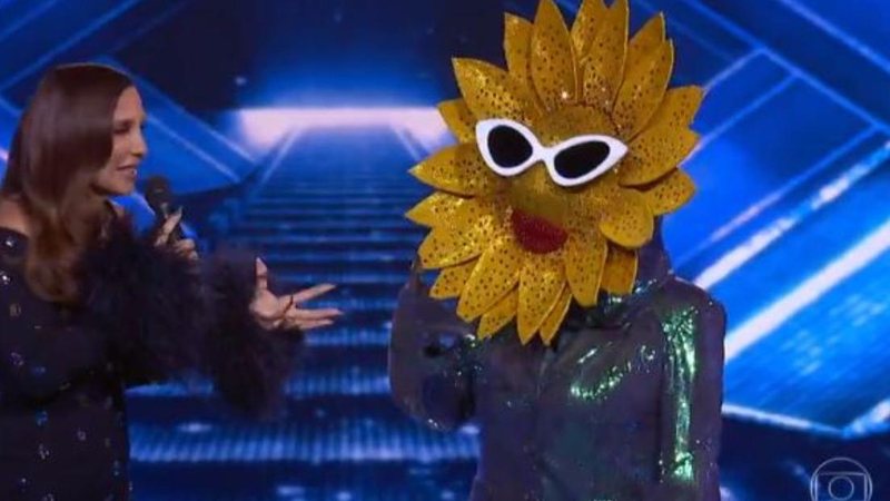 Sandrá de Sá é desmascarada no 'The Masked Singer Brasil' - Reprodução/TV Globo