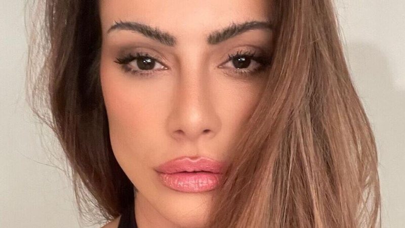 Cleo deixa corpão em evidência e arrancou suspiros ao exibir cliques sensuais em Dubai - Foto/Instagram