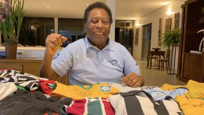 Pelé recebe alta após um mês internado - Reprodução/Instagram