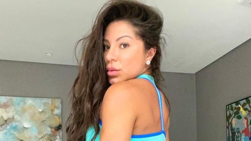 Andressa Ferreira exibe curvas ao surgir com look de treino - Reprodução/Instagram