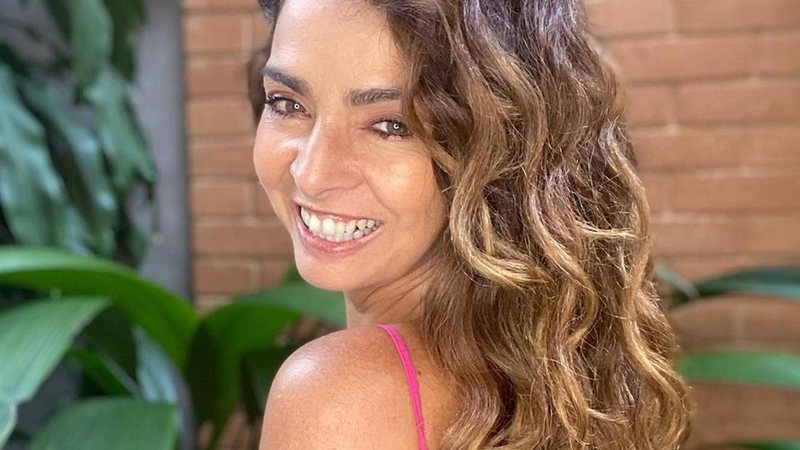 Semelhança entre Claudia Ohana e filha chama atenção na web - Reprodução/Instagram