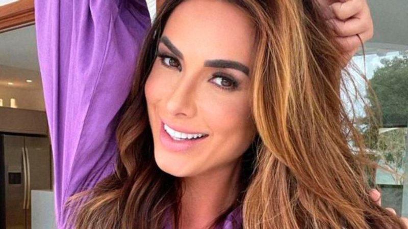 Nicole Bahls faz sucesso de biquíni na web - Divulgação/Instagram