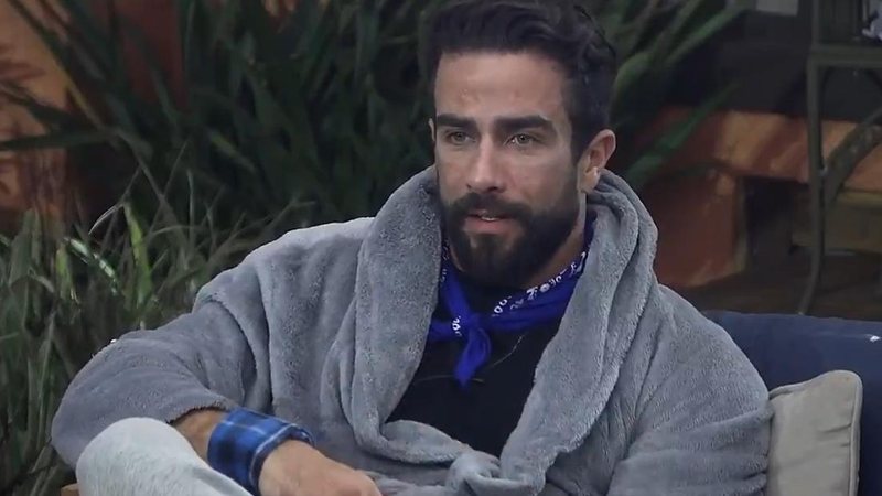 Erasmo culpa Bil pela eliminação de Victor e declara voto - Reprodução/PlayPlus