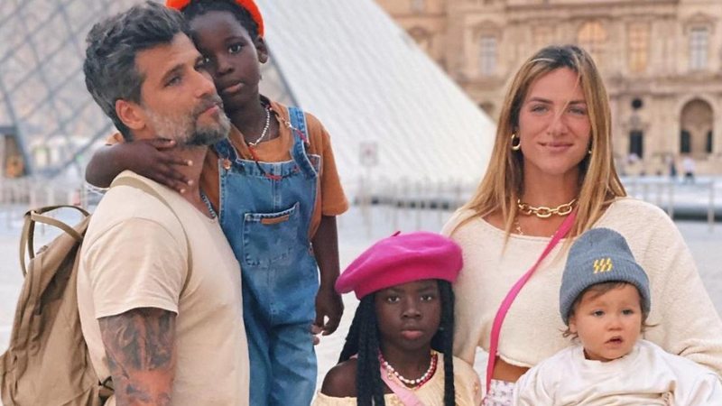 Bruno Gagliasso posta sequência de fotos da família na Bahia - Reprodução/Instagram