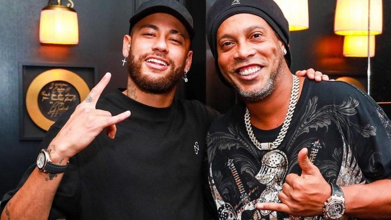 Neymar mostra encontro com Ronaldinho Gaúcho em Paris - Reprodução/Instagram