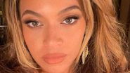 Beyoncé elege look deslumbrante decotado de mais de R$44 mil - Reprodução/Instagram