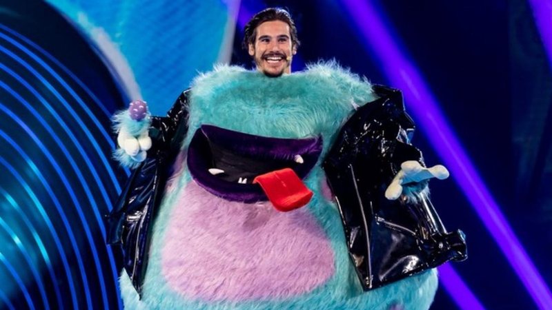 Nicolas Prattes é o Monstro do 'The Masked Singer Brasil' - Foto: Globo/Kelly Fuzaro