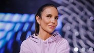 Ivete Sangalo surge surfando e web baba: ''Até onda pega'' - Reprodução/Rafa Mattei