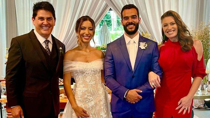 César Filho e Elaine Mickely foram padrinhos de casamento de Paloma Poeta e Luiz Piratininga - Reprodução/Instagram