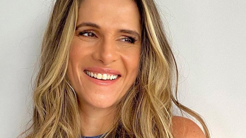 Ingrid Guimarães impressiona web com habilidade no yoga - Reprodução/Instagram