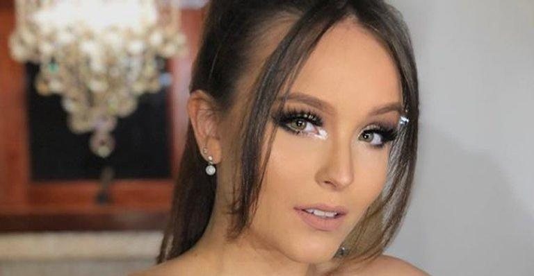 Larissa Manoela mostra prática de yoga e impressiona - Foto/Instagram