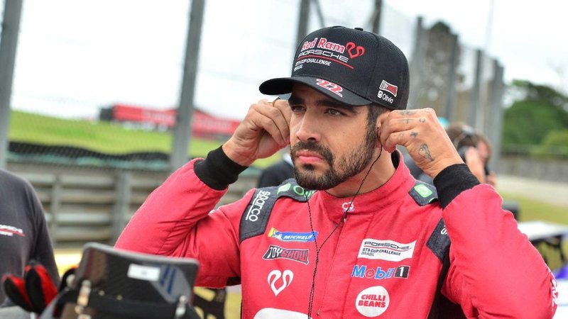 Caio Castro leva a melhor na Porsche Cup 2021 - Luca Bassani