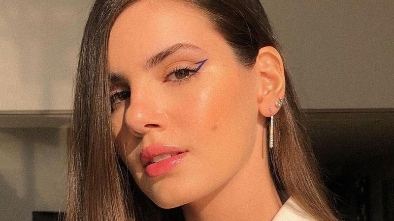 Camila Queiroz publica nota sobre sua saída da Globo - Reprodução/Instagram