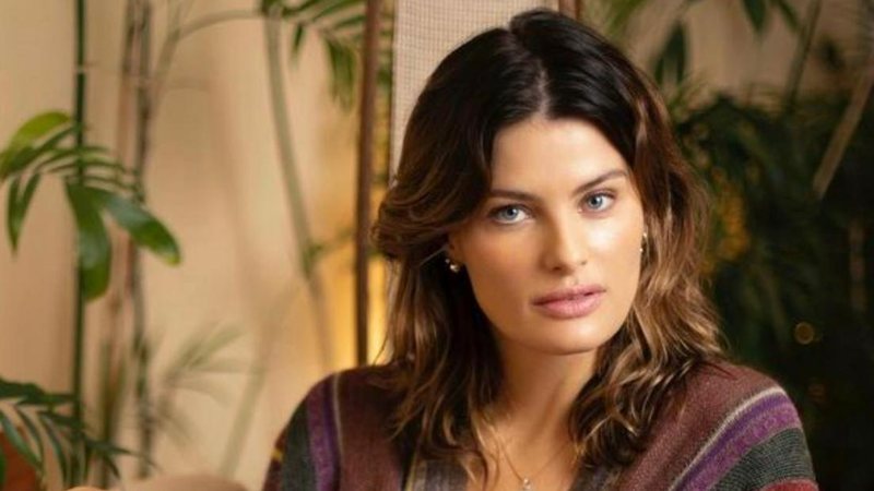 Isabeli Fontana vai estrelar um desfile na SPFW todo baseado no estilo do game Free Fire - Felipe Censi