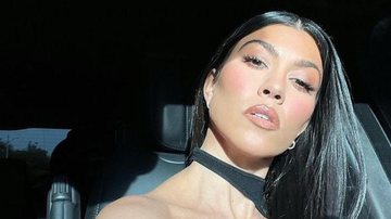 Kourtney Kardashian exibe curvas quentes em biquíni fio-dental - Foto/Instagram