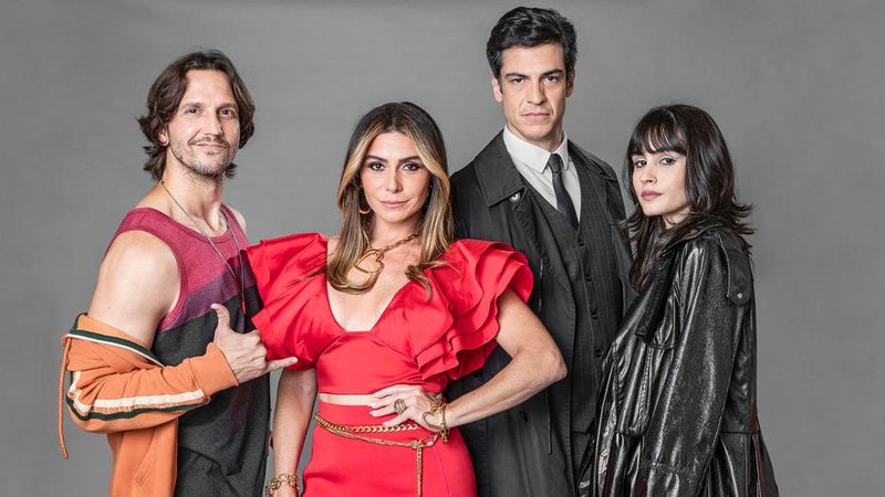 Neném (Vladimir Brichta), Paula (Giovanna Antonelli), Guilherme (Mateus Solano) e Flávia (Valentina Herszage) - Globo/João Miguel Júnior