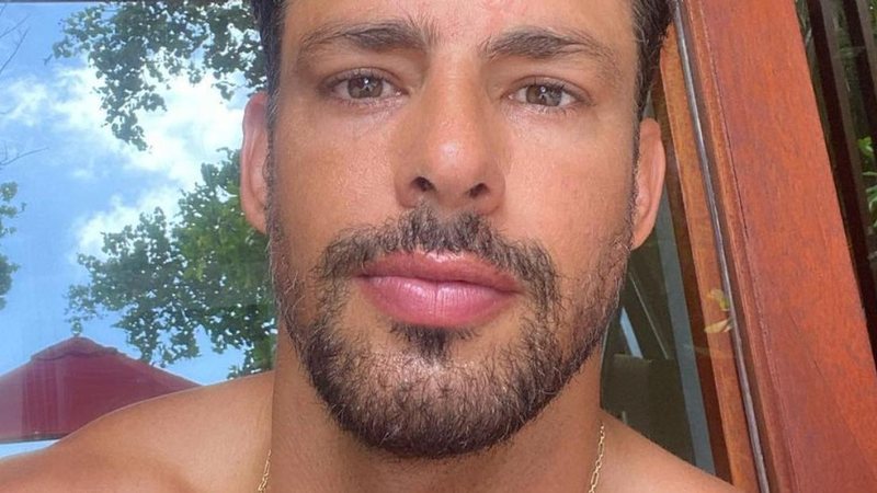 Cauã Reymond exibe corpo trincado pós-treino matinal - Foto/Instagram