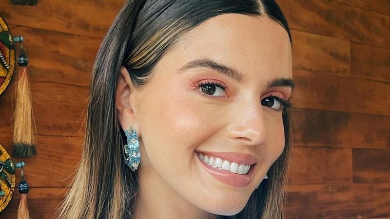 Giovanna Lancellotti esbanja beleza ao surgir com look rosa - Reprodução/Instagram