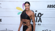 Gracyanne Barbosa exibe look no lançamento do Camarote Rio Praia - Agnews