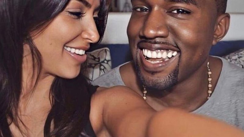 Buscando reconciliação, Kanye West publica foto beijando Kim - Reprodução/Instagram