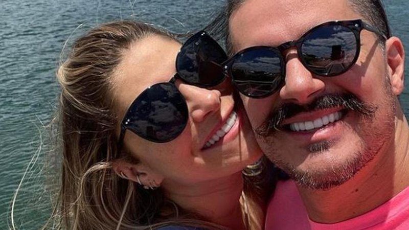 Priscila Fantin e Bruno Lopes trocam declarações na web - Reprodução/Instagram