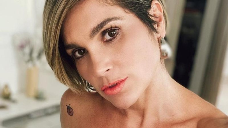 Flávia Alessandra exibe curvas em biquíni de tricô - Reprodução/Instagram