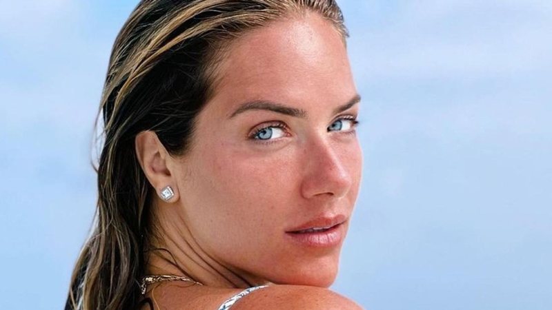 De biquíni, Giovanna Ewbank ostenta corpaço escultural nas Ilhas Maldivas - Reprodução/Instagram