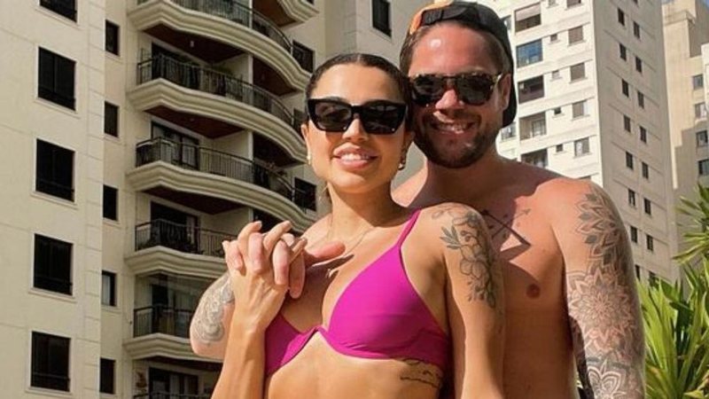 Paula Amorim posta foto de biquíni ao lado de Breno Simões - Reprodução/Instagram