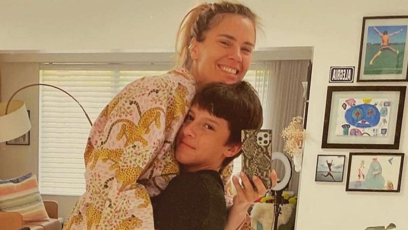 No TBT, Carolina Dieckmann relembra momento com o filho - Reprodução/Instagram