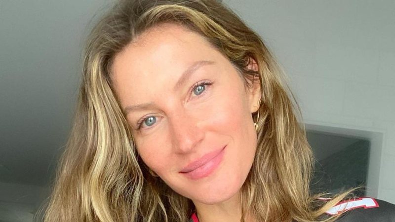 Modelo Gisele Bündchen baba ao apresentar novos integrantes da família - Reprodução/Instagram