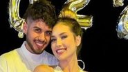 Em clique na virada do ano, Virginia não apareceu com a filha, apenas com o marido Zé Felipe - Reprodução/Instagram