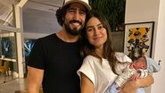 Thaila Ayala faz bolo para comemorar 1 mês do filho, Francisco - Reprodução/Instagram