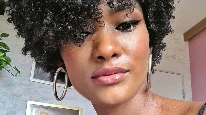 Erika Januza pega pesado na academia e corpo sarado choca - Reprodução/Instagram