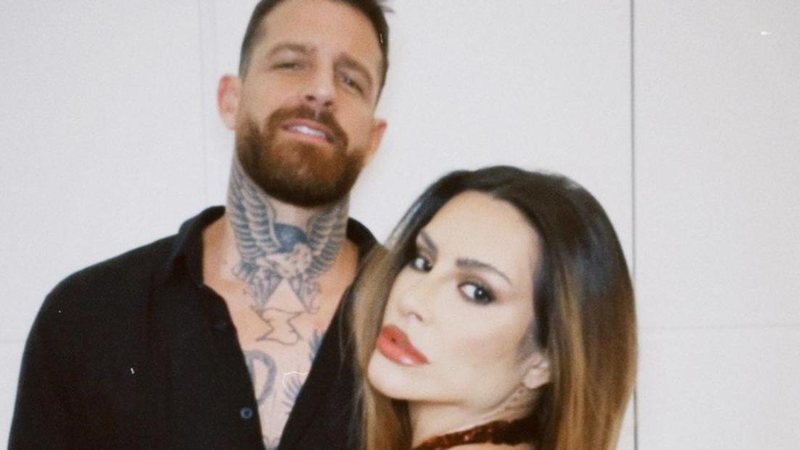 Cleo faz tatuagem com o nome do marido, Leandro - Reprodução/Instagram