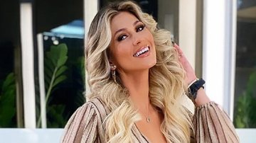 Lívia Andrade puxa biquíni fio dental no Caribe e para tudo - Reprodução/Instagram