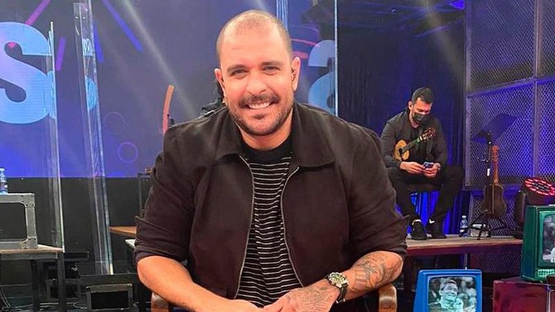 Diogo Nogueira cancela shows após casos de covid-19 - Reprodução/Instagram