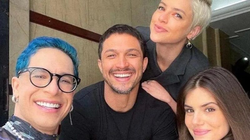 Rainer Cadete publica clique raro com elenco de 'VS II' - Foto/Instagram