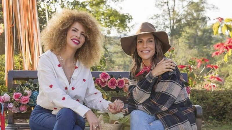 Cantora Ivete Sangalo recebe Vanessa da Mata em seu novo programa - Stella Carvalho/Divulgação