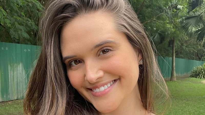 Atriz Juliana Paiva ilumina os fios e mostra novo visual na web - Reprodução/Instagram