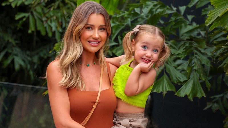 Ana Paula Siebert está sempre antenada nas tendências fashionistas e sua filha segue o mesmo caminho - Reprodução Instagram