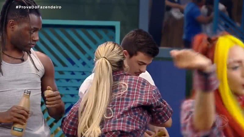 “Veio me ameaçar”, Thomaz diz sobre Deolane - Reprodução/Record TV