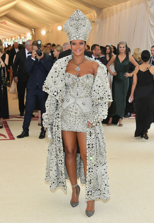 Rihanna chocou no MET Gala 2018