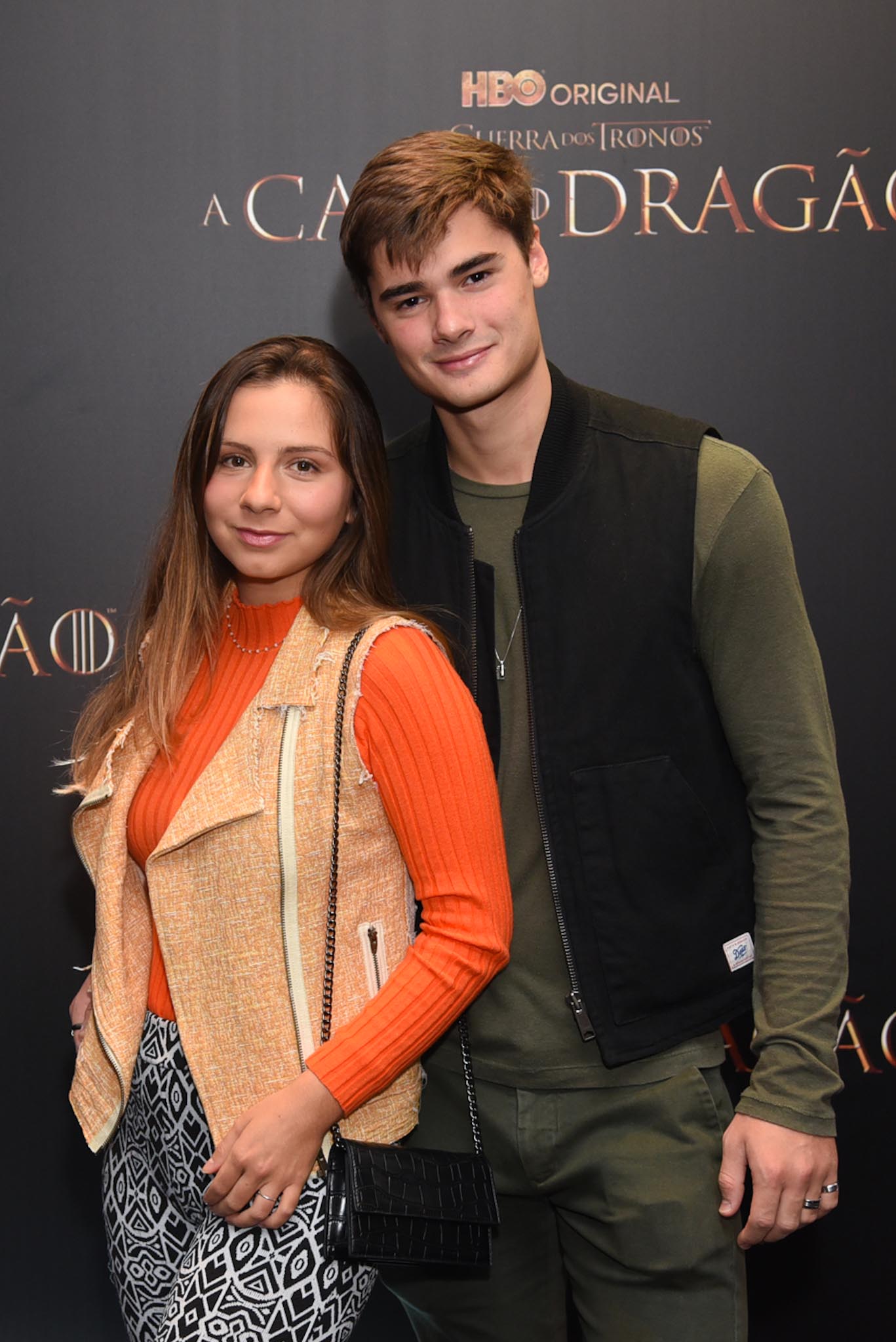 João Assunção e a namorada, Giovanna Vieira