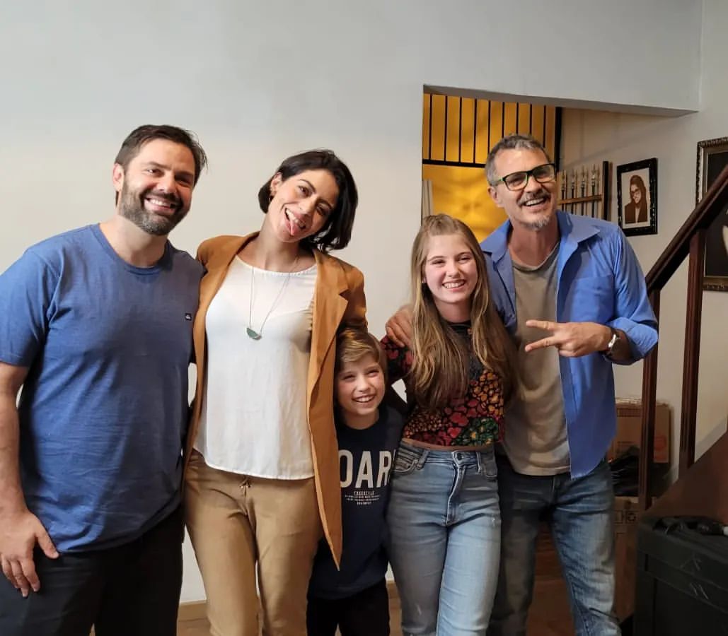 Lorena Queiroz atuará ao lado do irmão em novo filme