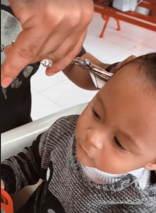 Paulo André mostra peazinho cortando o cabelo - Créditos: Reprodução / Instagram